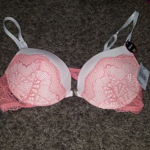 Perfect push up bra never used!